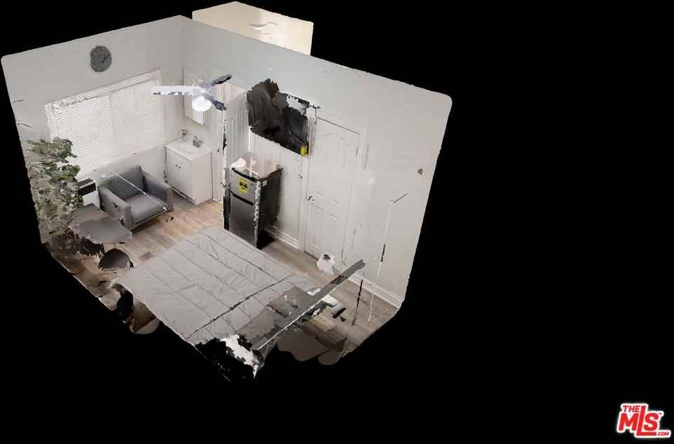 647 W 18th St #647-108 - Photo 7 of 10