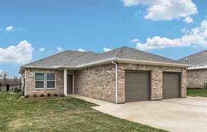 2407 N Hickory St #2407 - Photo 5 of 9