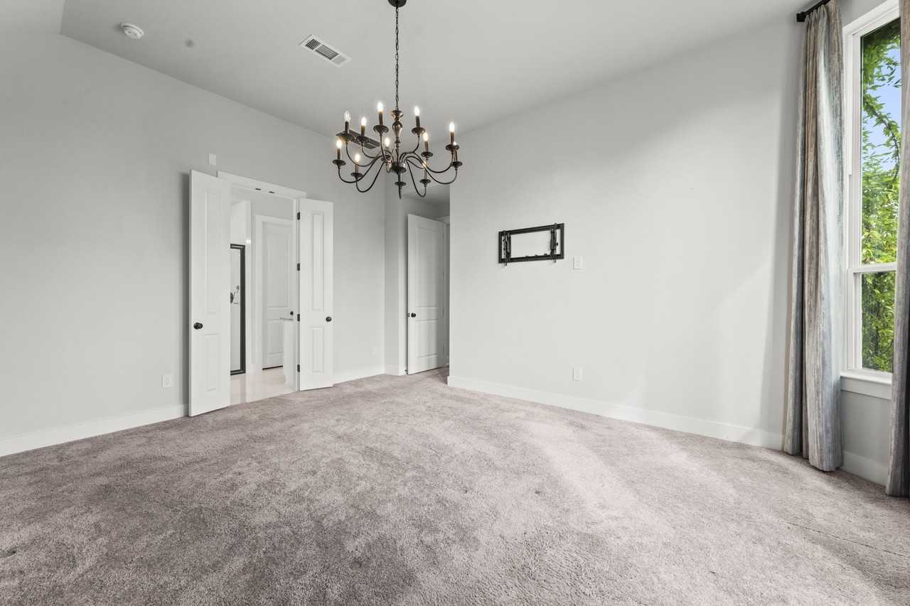 17151 Sandstone St #17151 - Photo 3 of 38