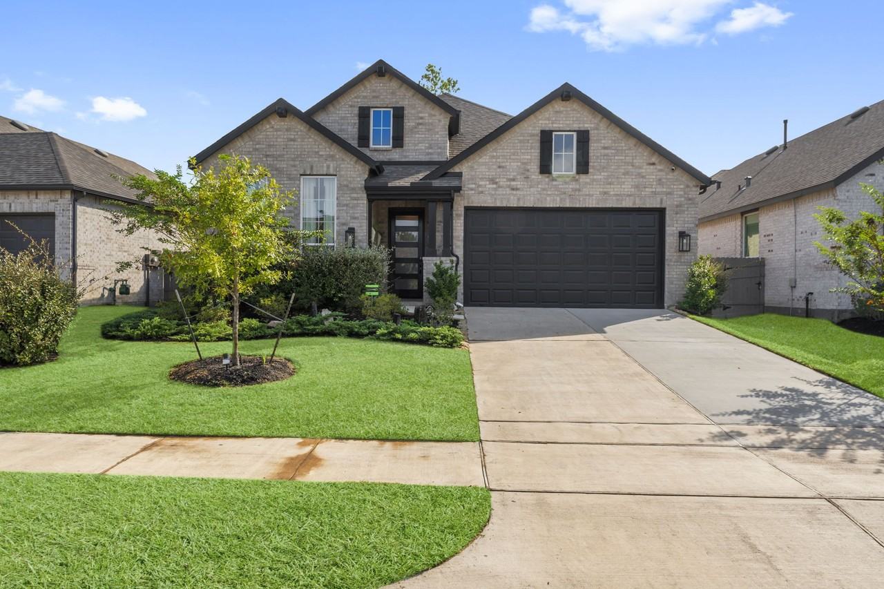 17151 Sandstone St #17151 - Photo 5 of 38