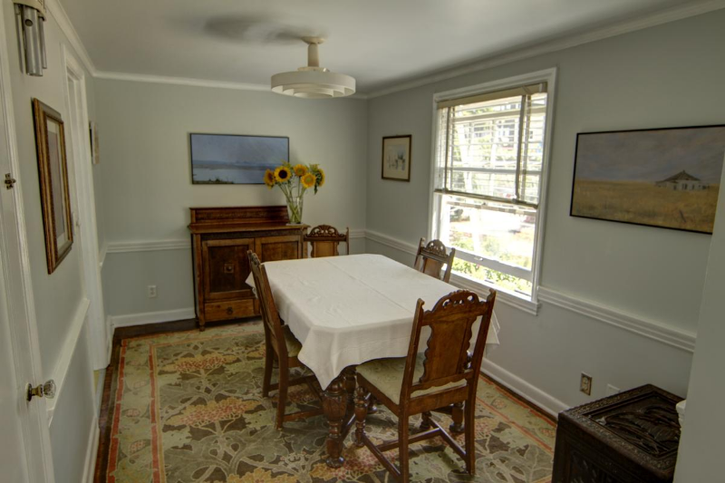 5417 48th Ave Sw - Photo 4 of 15