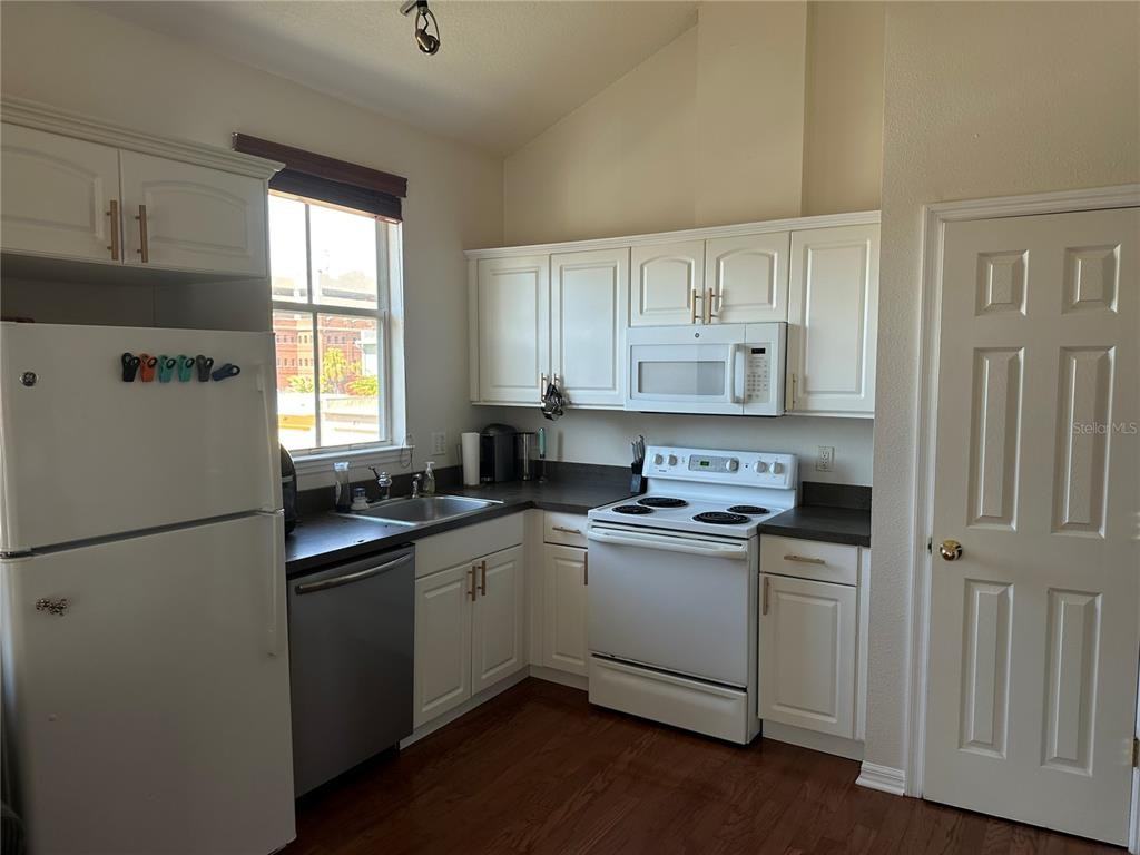 1510 N 17th St #15101C - Photo 7 of 11