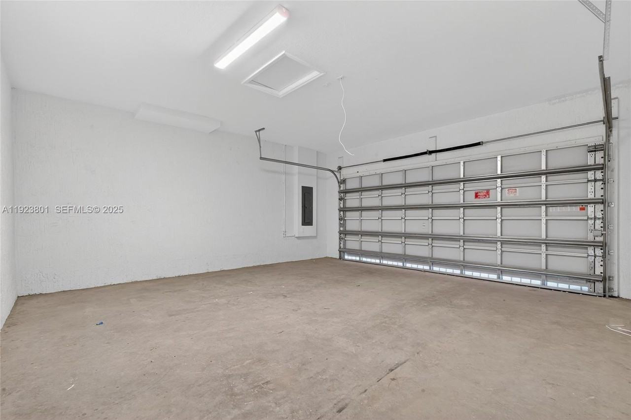 19431 Sw 340th St #19431 - Photo 7 of 48