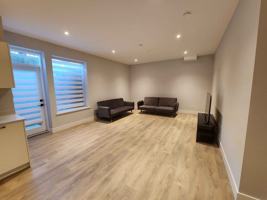 featured image of MacIntosh St & Grover Ave