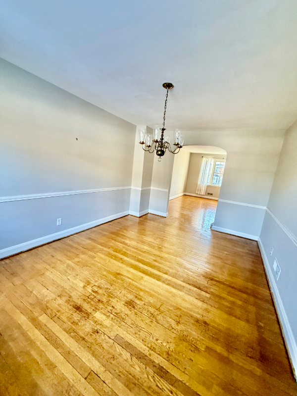 143 Stanmore Rd - Photo 4 of 17