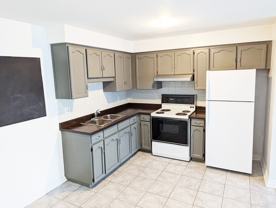 2375 Saint Clair Avenue West #3 - Photo 1 of 1