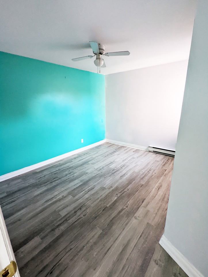 2375 Saint Clair Avenue West #3 - Photo 7 of 13