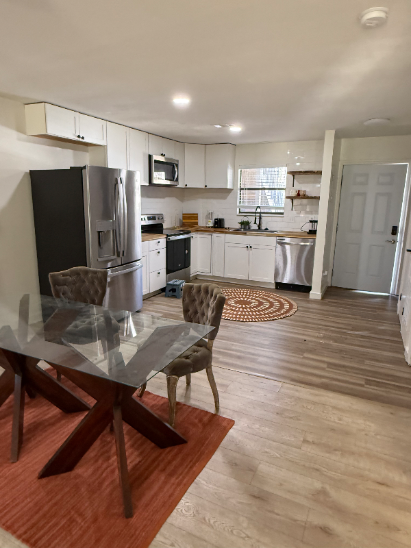 2907 Woodrich Dr #A - Photo 3 of 7