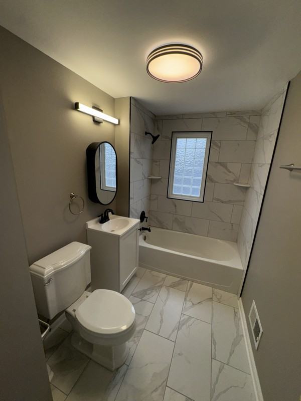 2116 S 49th Ave - Photo 2 of 33