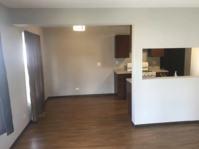 310 Farmingdale Cir - Photo 4 of 18