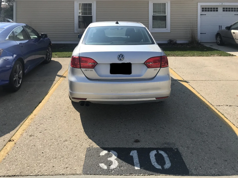 310 Farmingdale Cir - Photo 6 of 18