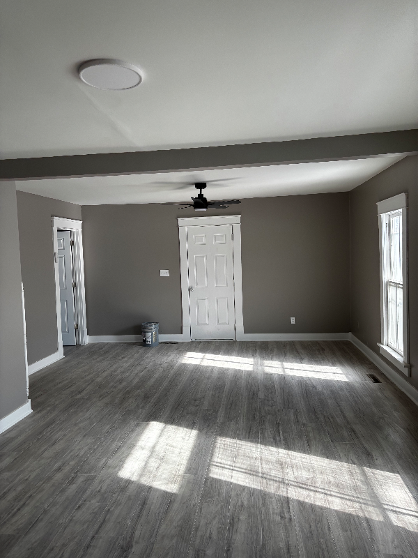 712 N Blaine St - Photo 2 of 11