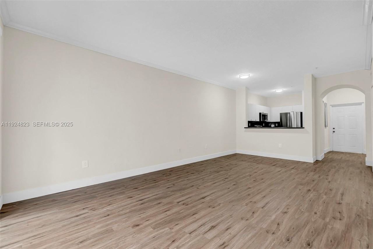 7250 Nw 177th St #7250-10216 - Photo 6 of 23