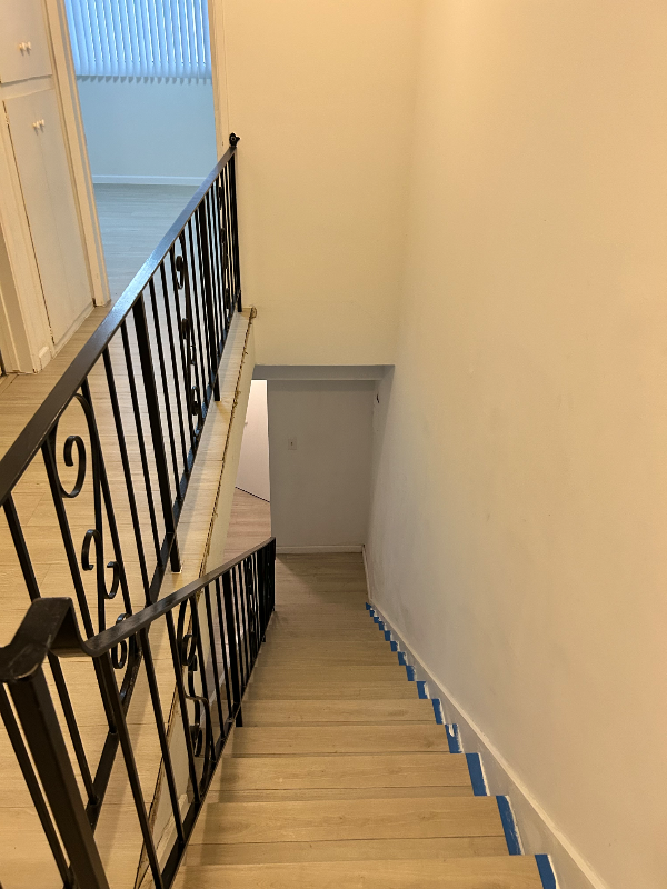 412 N Louise St - Photo 7 of 11