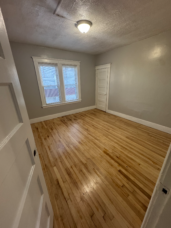 39 Stanton St #3 - Photo 7 of 11