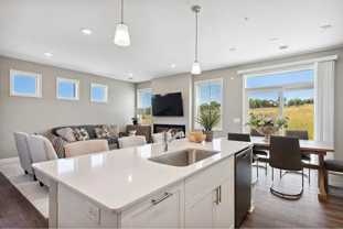 446 Murray Hill Way - Photo 1 of 1