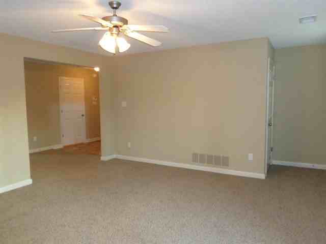 6620 Hollister Ln - Photo 3 of 20