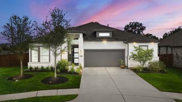 featured image of 7403 Hanover Ln #7403