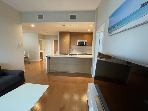 5800 Berton Avenue - Photo 5 of 19