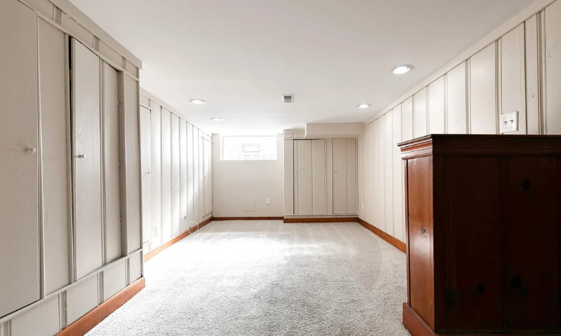 640 S Lakewood Ave - Photo 5 of 16