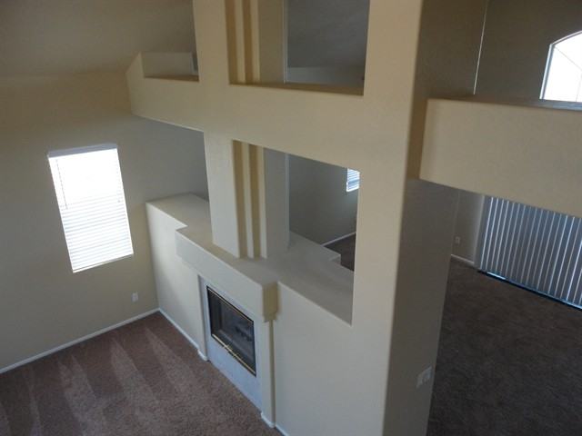 76 Desert Rain Ln - Photo 3 of 21
