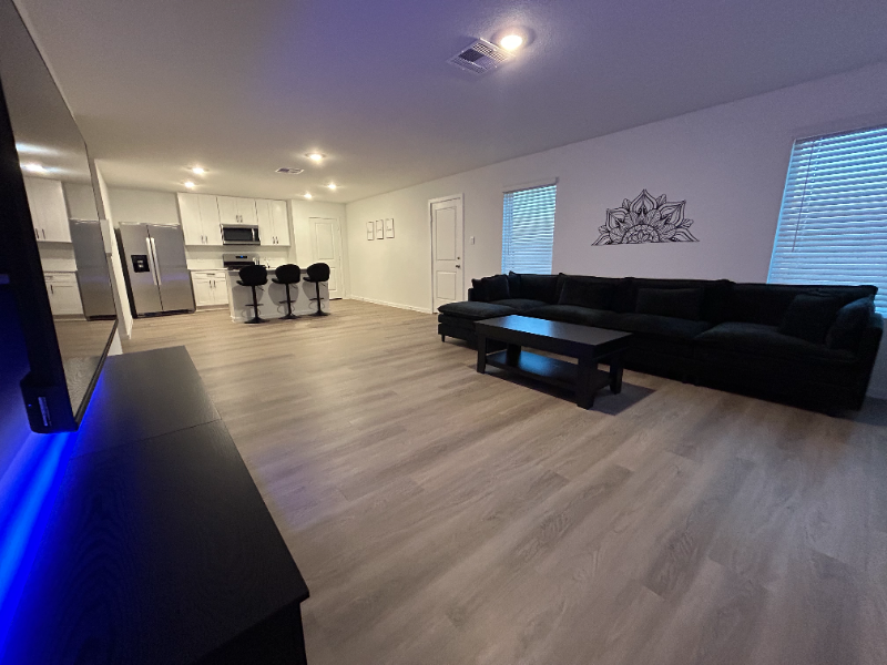 3004 Fall Gold Ln - Photo 6 of 20