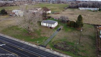 471 Cheyne Rd - Photo 1 of 1