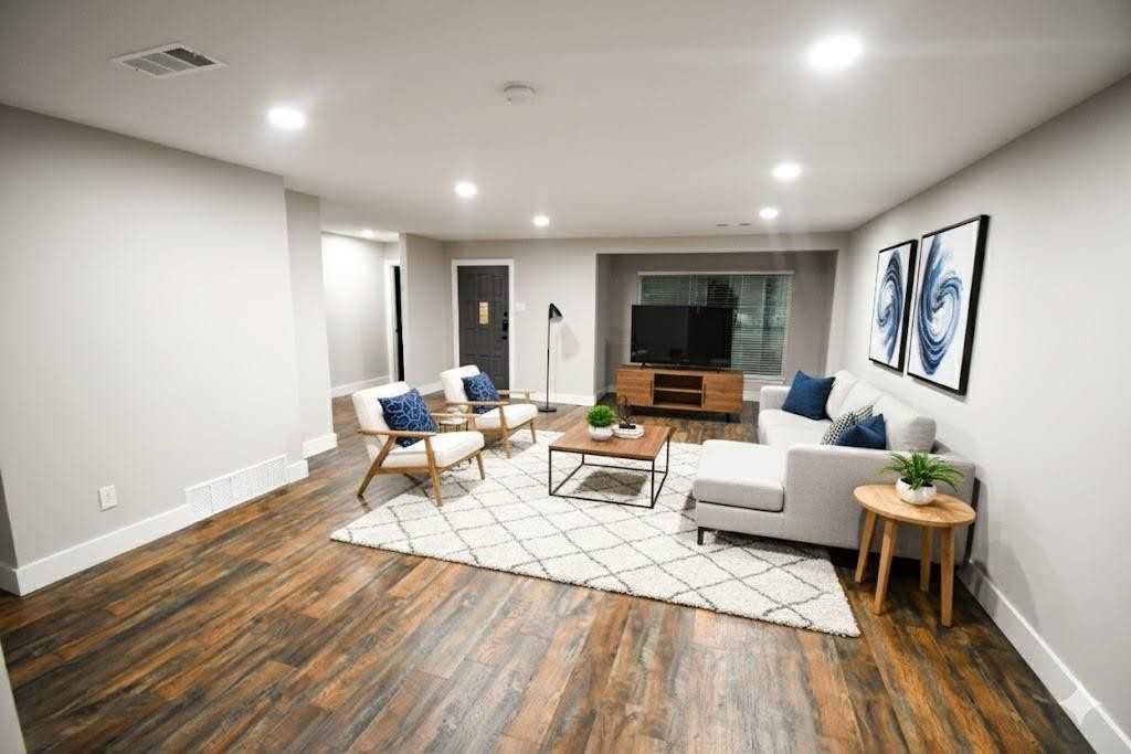 1011 Sam Hill St #1011 - Photo 6 of 27