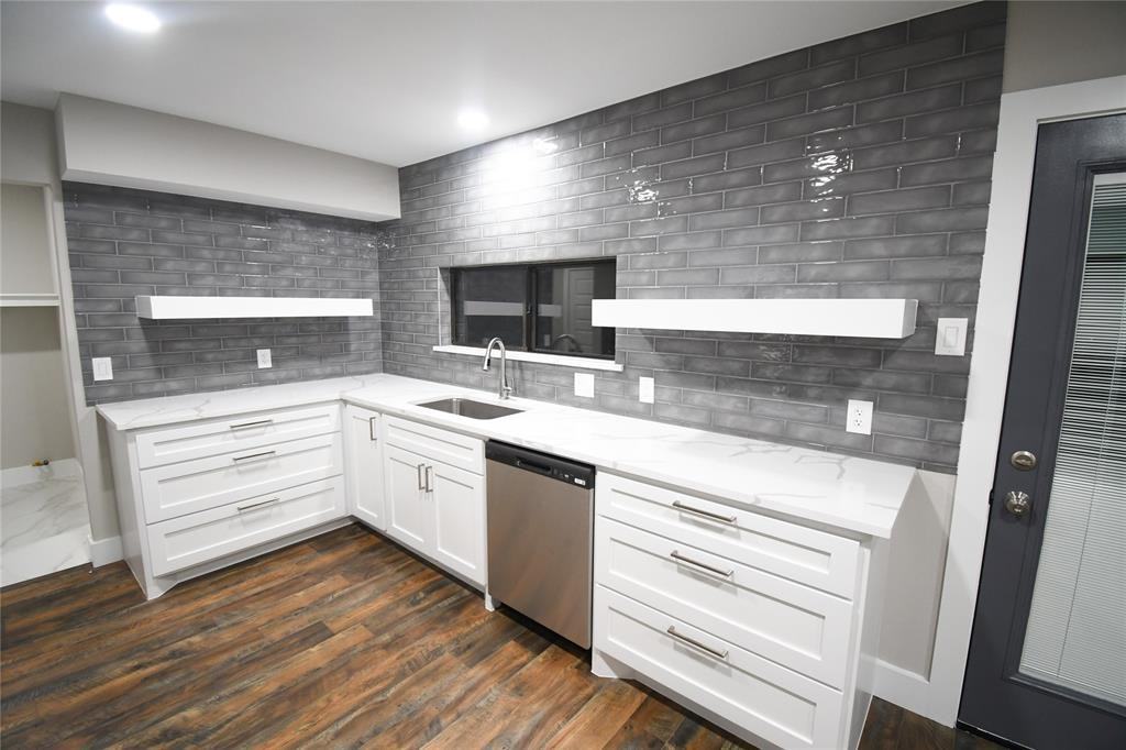 1011 Sam Hill St #1011 - Photo 7 of 27