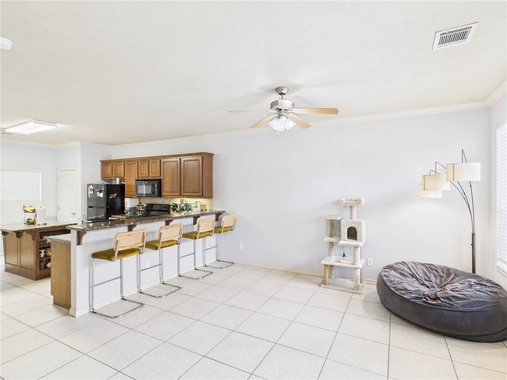 138 Forest Dr #138 - Photo 3 of 18