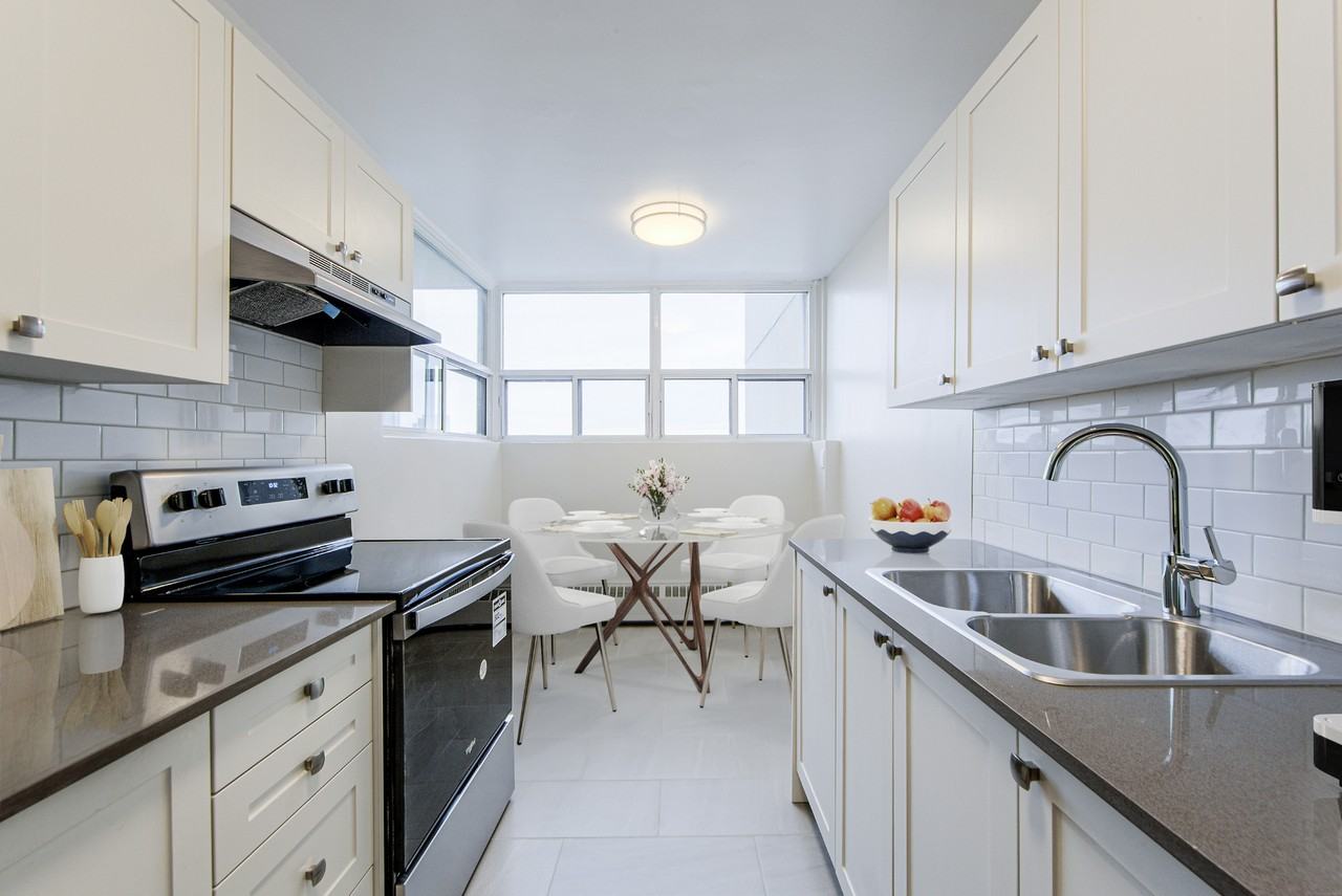 Shaughnessy Place - Photo 2 of 18