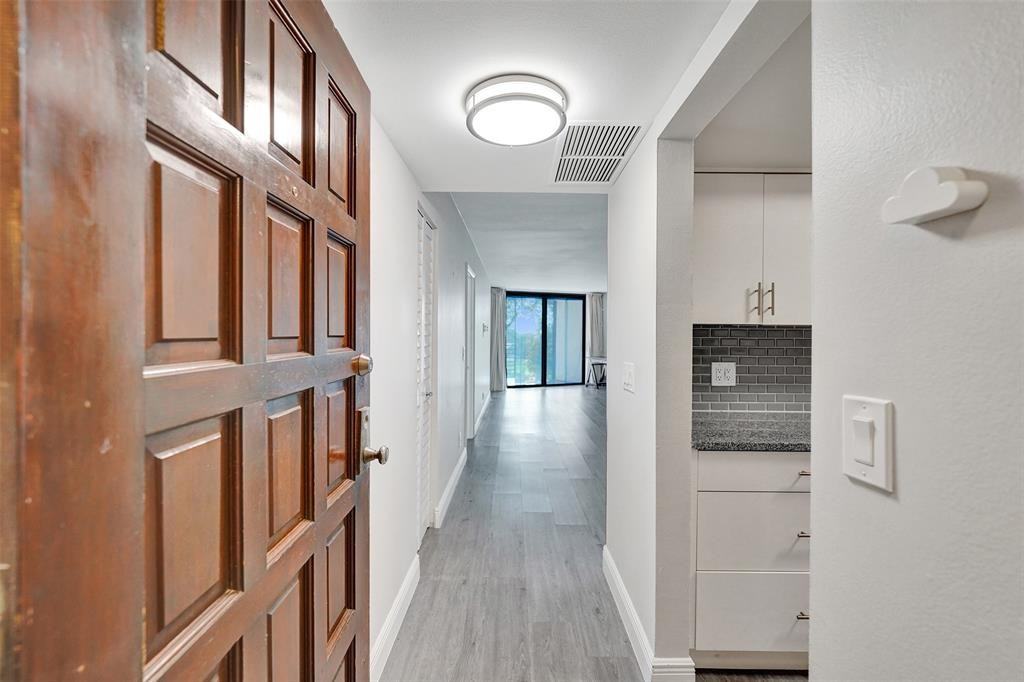 3800 N Hills Dr #3800-412 - Photo 5 of 34