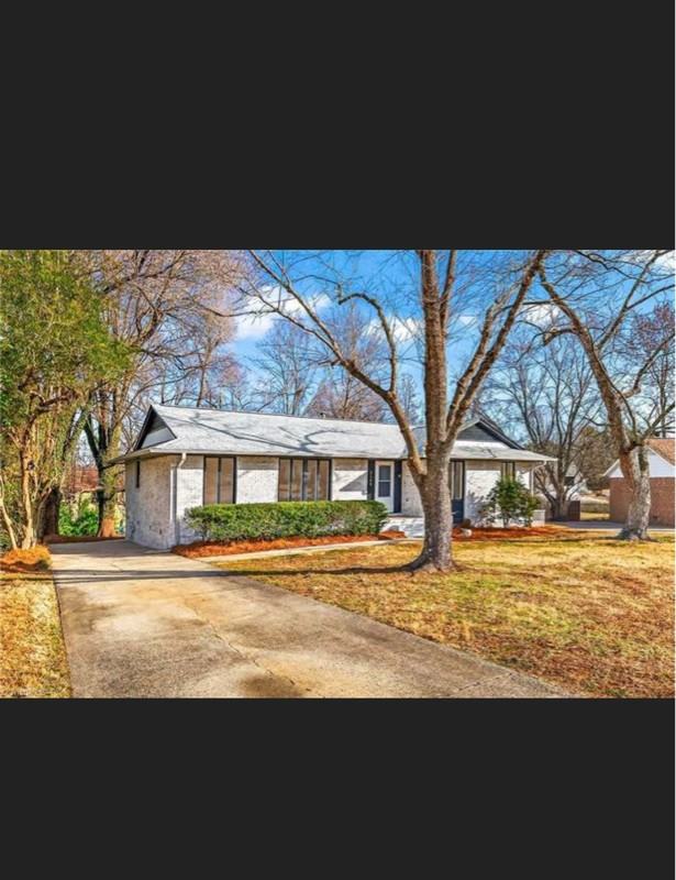 2204 Dulaire Rd - Photo 7 of 9