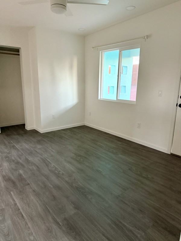 5564 E Camden St #B - Photo 7 of 14