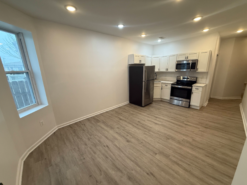 4626 Westminster Ave #1stFL - Photo 2 of 8