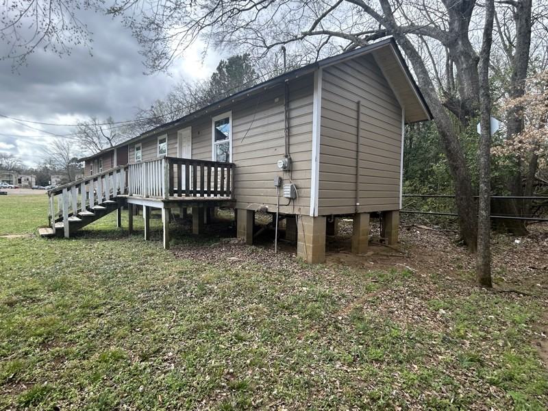 326 W College St - Photo 3 of 3