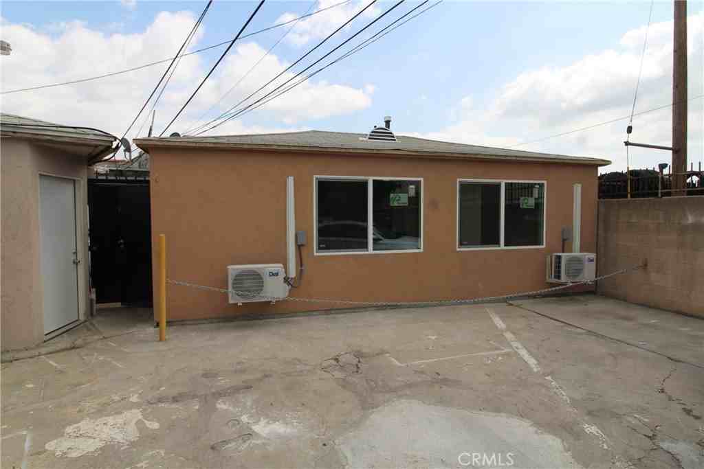 4986 Southern Ave #4986E - Photo 2 of 9