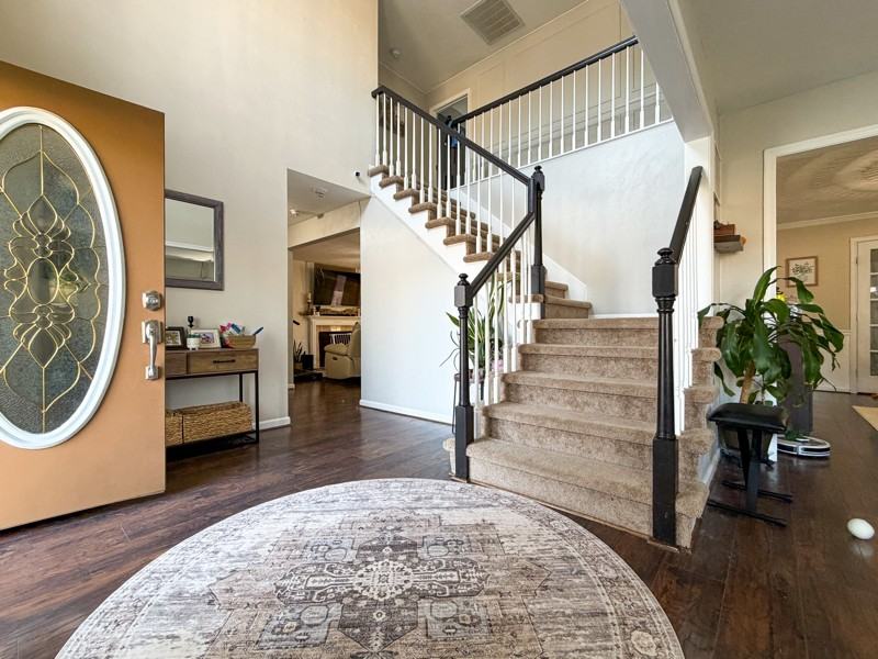 2316 Eagle Dr - Photo 2 of 17