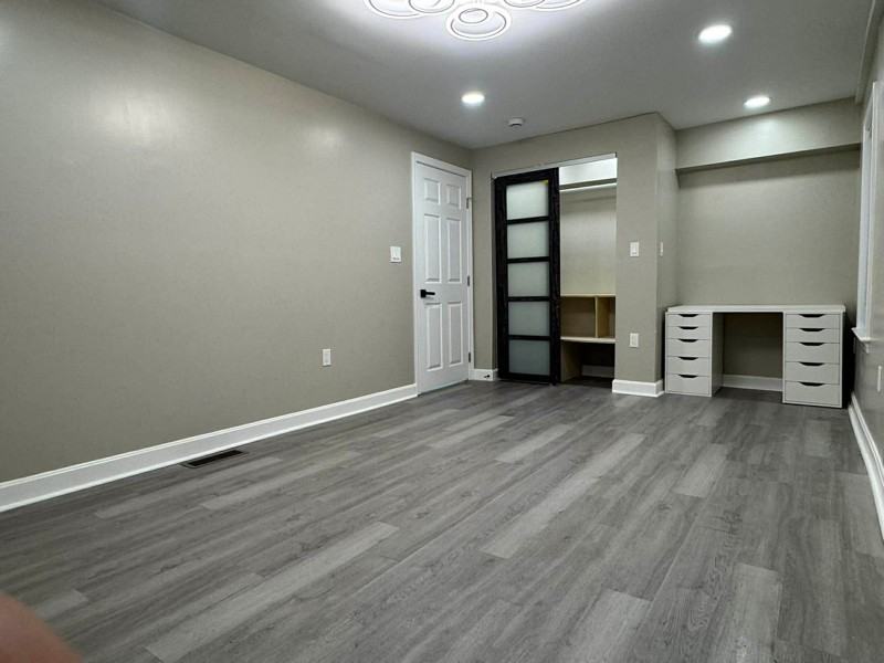 247 Union St - Photo 3 of 5