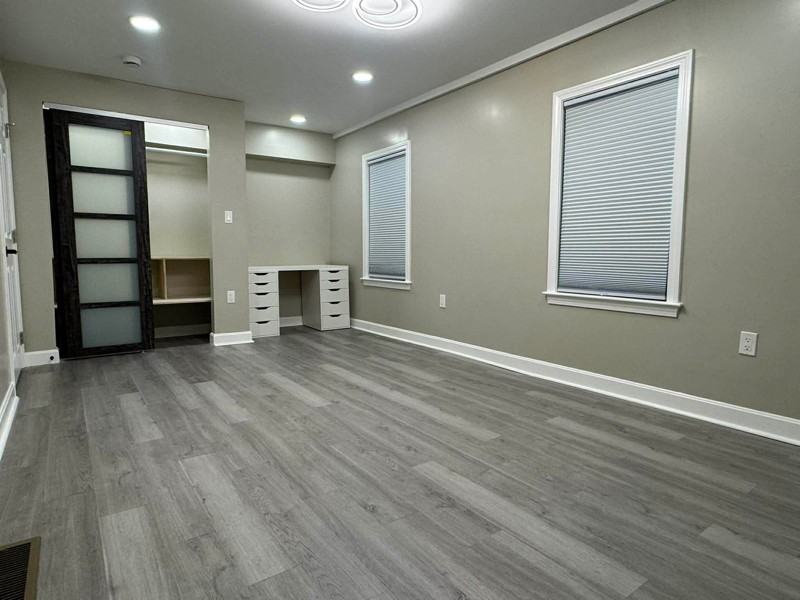 247 Union St - Photo 4 of 5