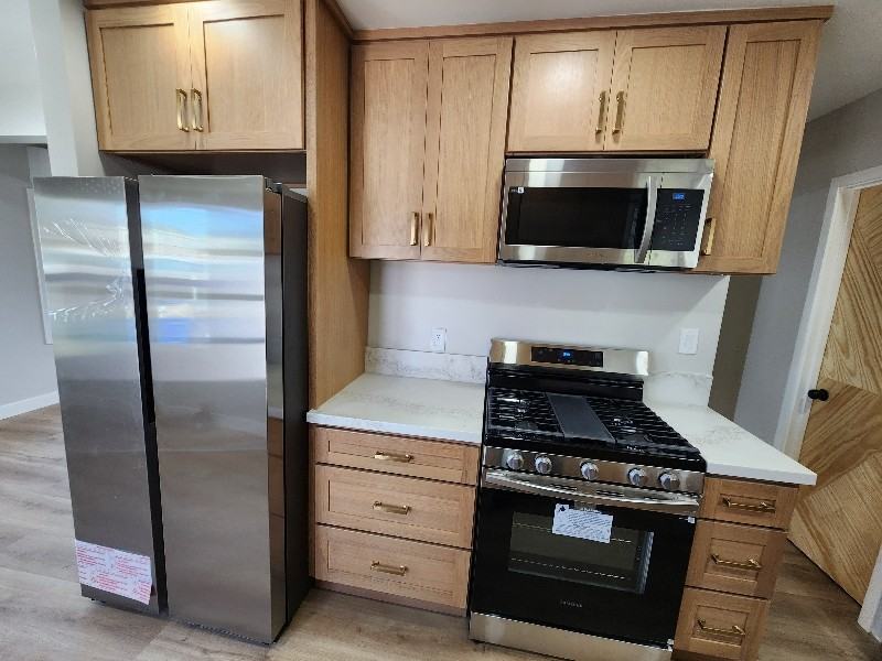 333 E 61st St - Photo 3 of 18