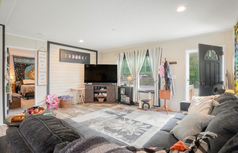 3824 Wayside Rd - Photo 3 of 20