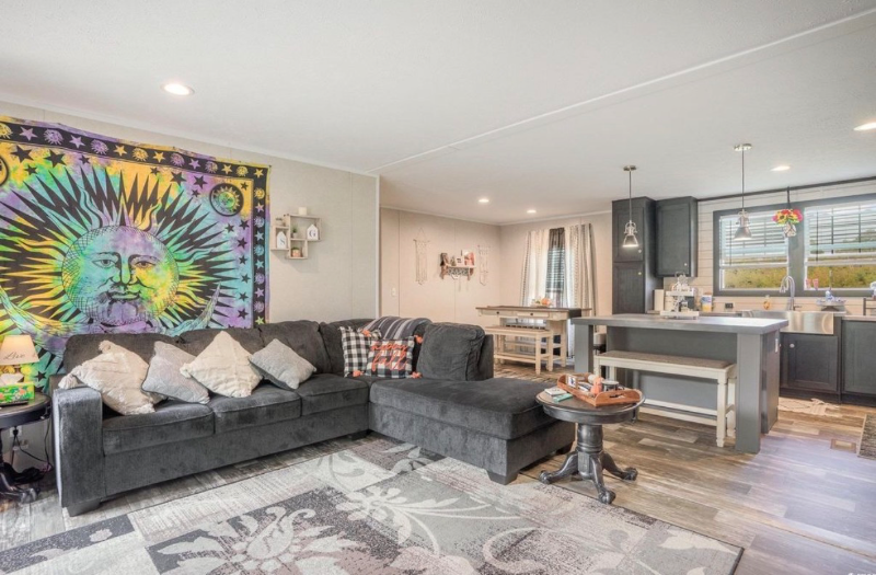 3824 Wayside Rd - Photo 4 of 20