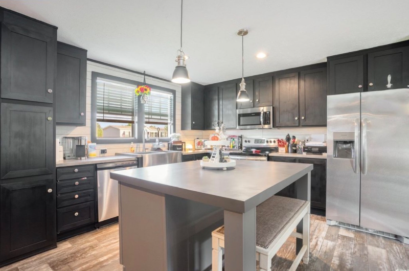 3824 Wayside Rd - Photo 5 of 20