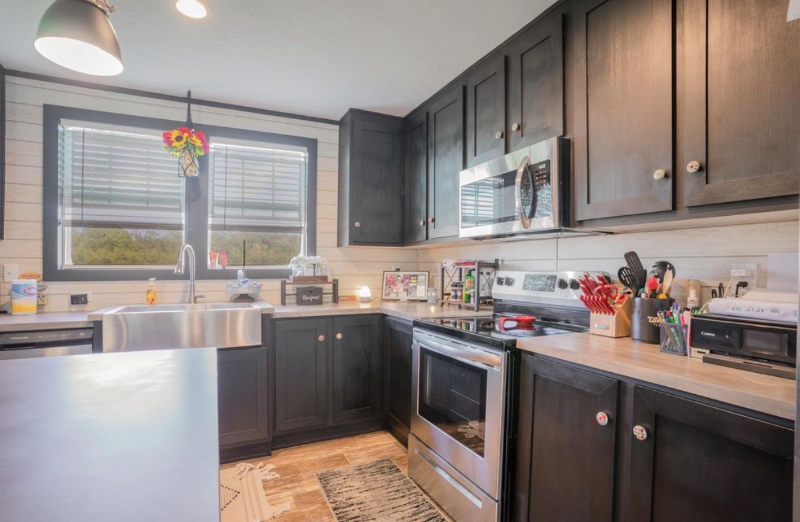 3824 Wayside Rd - Photo 6 of 20