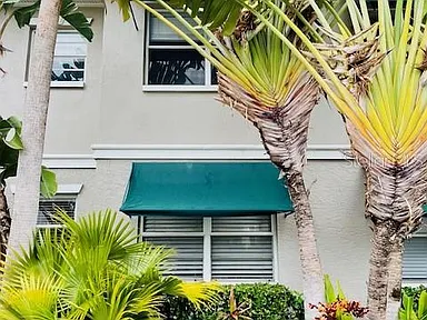 212 S Church Ave #109 - Photo 5 of 19