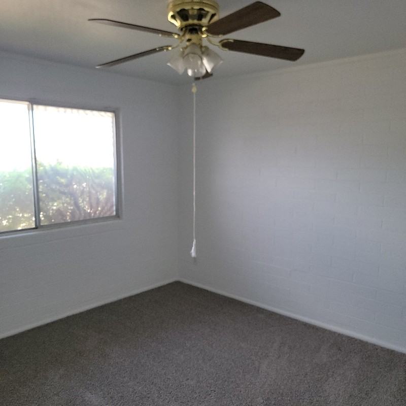 10613 W El Rancho Dr - Photo 6 of 20