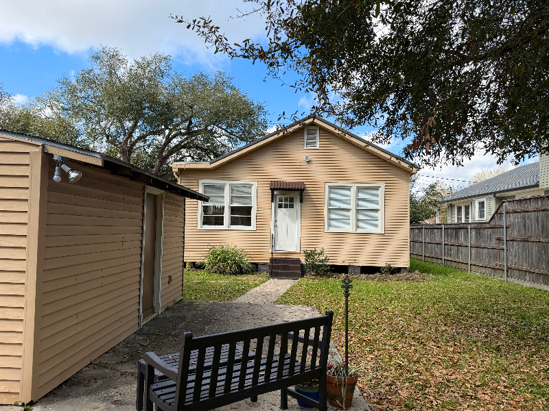 235 Helios Ave - Photo 5 of 19