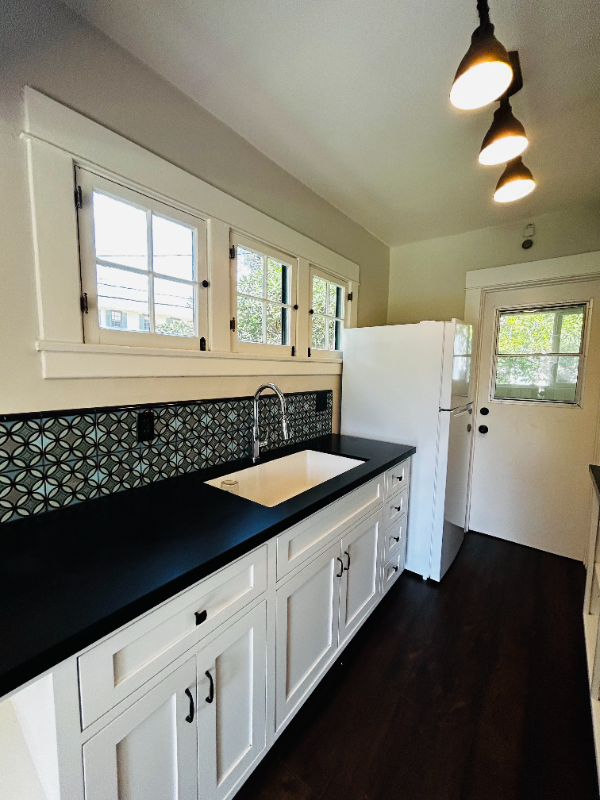 444 S Euclid Ave #1 - Photo 7 of 16