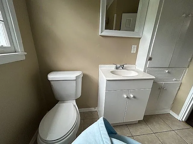 3056 Farcott St - Photo 5 of 7